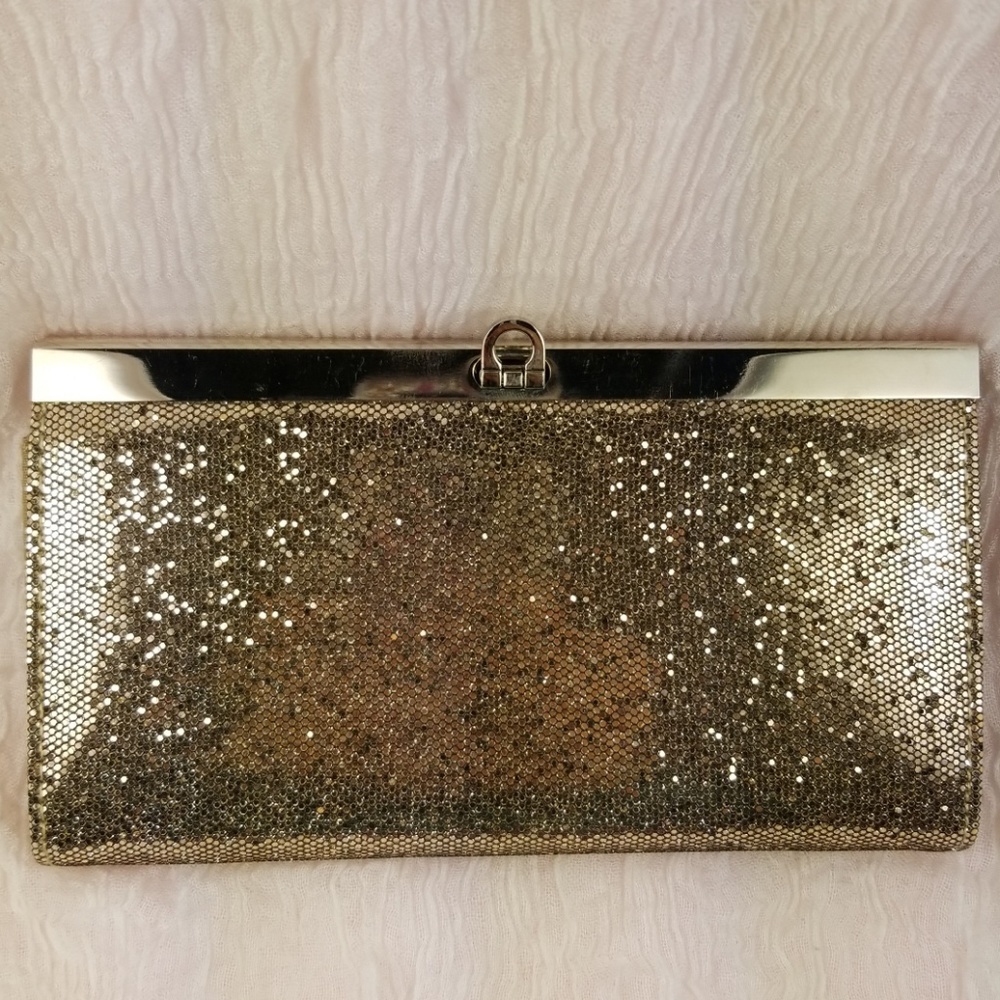 Elegant Women's Gold Clutch Purse